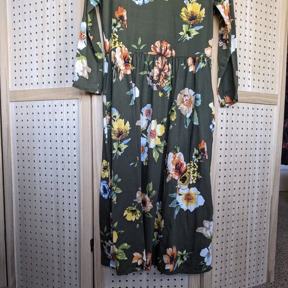 Reborn J floral print dress with pockets! midi length - Picture 2 of 12